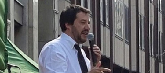 Migranti, Salvini: "VITTORIA! Alzare garbatamente la voce, paga"