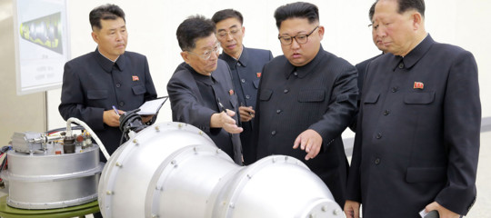 Come si smantella una bomba atomica