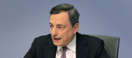 Bce: Draghi taglia le stime crescita del 2018 da 2,4% a 2,1%