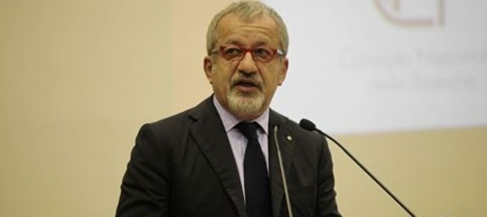 Di cosa era accusato l'ex presidente della Regione Lombardia, Roberto Maroni