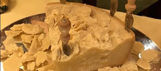 Perché Salvini e i produttori di formaggio stavolta esultano per i dazi di Trump