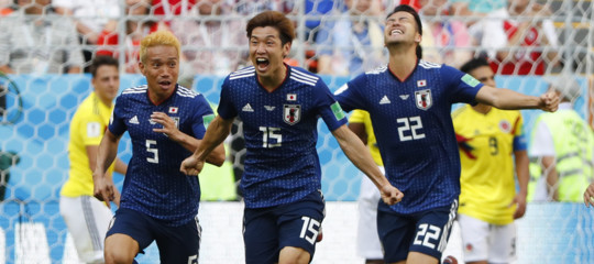 Mondiali: il Giappone batte la Colombia 2-1