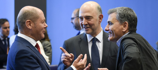 Accordo all'Eurogruppo, dopo 8 anni finisce la crisi della Grecia