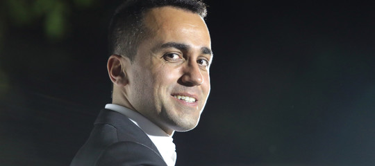 Di Maio: aumentiamo pensioni minime tagliando quelle d'oro