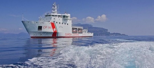 Come funzionano le operazioni di soccorso nel Mediterraneo