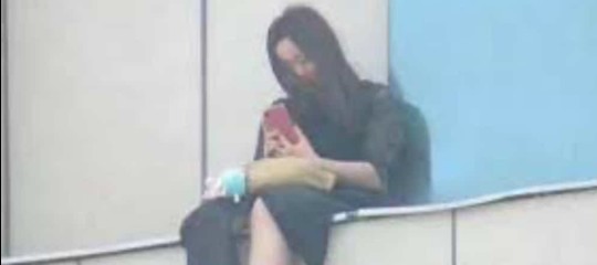 cina suicidio in diretta studentessa molestie