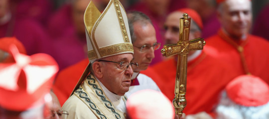 Papa ai cardinali: "No a intrighi di palazzo"