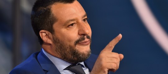 Salvini: dall'Ue voglio vedere impegni concreti sui migranti. Entro 2018 segnali su flat tax e Fornero