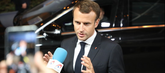 Migranti: Macron, "Gli hotspot saranno nei Paesi di prima accoglienza"
