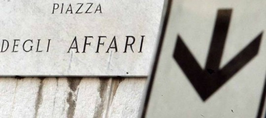 Borsa: chiude in calo con Europa, -0,58% , giù Fca e Ferrari su dazi