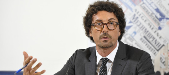 A volte le Ong fanno disinformazione, dice il ministro Toninelli