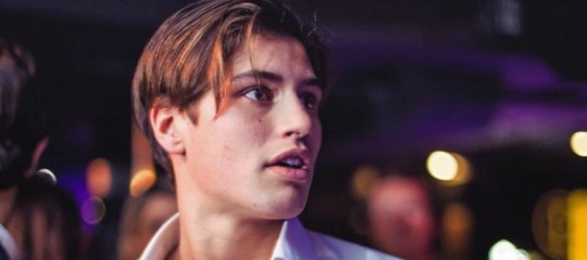 Accoltellato il figlio di Bettarini e Ventura. La polizia indaga su 4 ragazzi