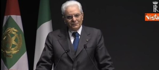 Migranti, Mattarella: "Nessun paese può farcela da solo"