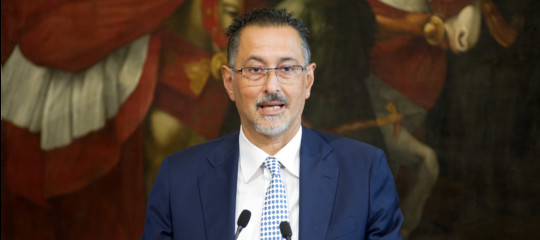 Di cosa è accusato il governatore della Basilicata nell'inchiesta sulla sanità