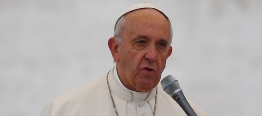 Migranti, per il Papa l'unica risposta sensata è la solidarietà