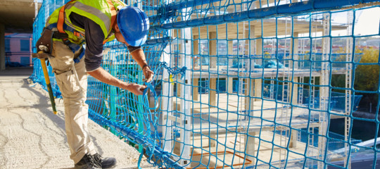 Lavoro: in Italia 3,3 milioni in nero, per il Fisco danno da 42,6 miliardi