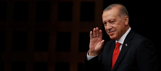 Dopo le ultime 'purghe', Erdogan giura e accentra tutto il potere su di sé