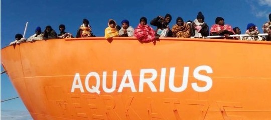 "Noi in combutta con gli scafisti? Portiamo la croce, continueremo a salvare vite"