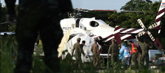 Fuori dalla grotta i 12 ragazzi e l'allenatore. Finito l'incubo di Tham Luang