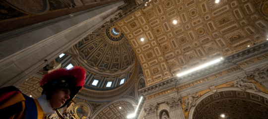 Francesco cambia passo. Via gli ecclesiastici che invece dei deboli difendono chi li opprime