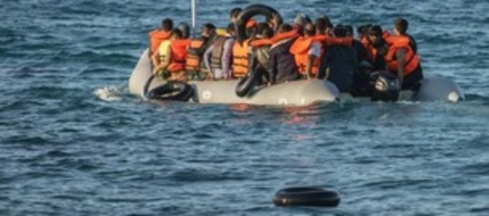 Migranti: naufragio al largo della Libia, almeno 6 morti