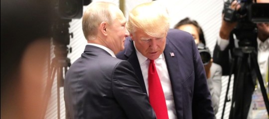 Perché i Democratici chiedono a Trump di annullare l'incontro con Putin