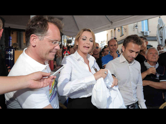 Gay: Pascale annuncia, FI presentera' ddl per unioni civili