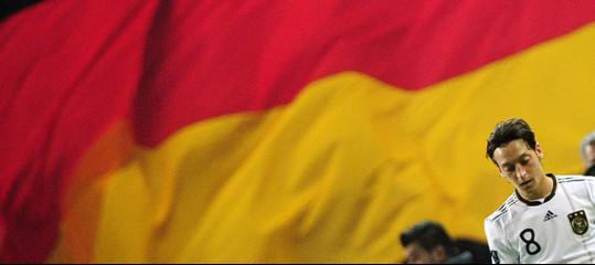 L'addio di Özil alla nazionale divide la società tedesca