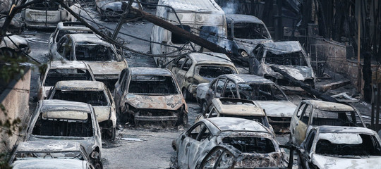 grecia incendi morti