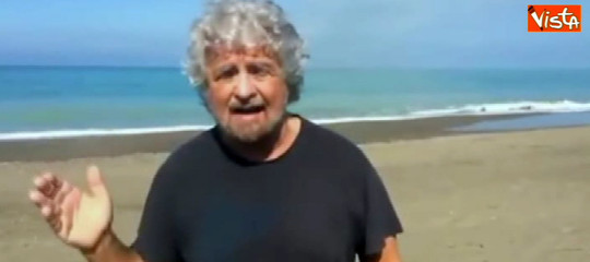 Razzismo, Grillo se la prende con i media: "Portano l'Italia verso il baratro"