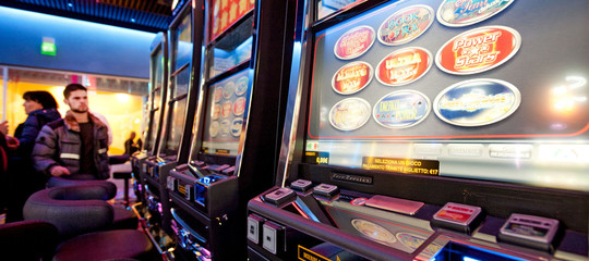 gratta vinci slot decreto dignita
