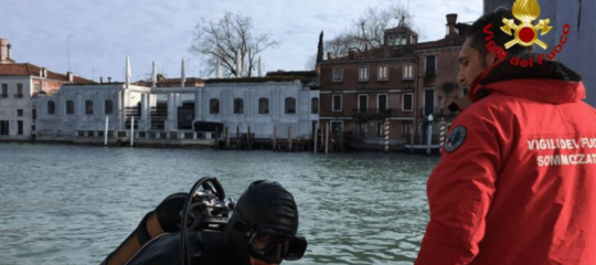 Barche si scontrano in laguna a Venezia, 2 morti e 4 feriti