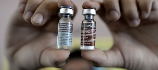 Alcune Regioni minacciano il ricorso alla Consulta contro il Governo sui vaccini