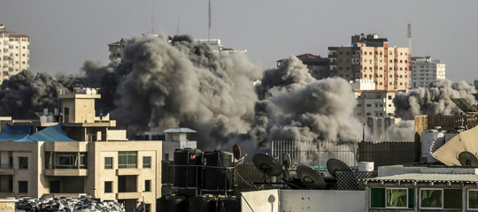 Medioriente: Israele bombarda la Striscia di Gaza