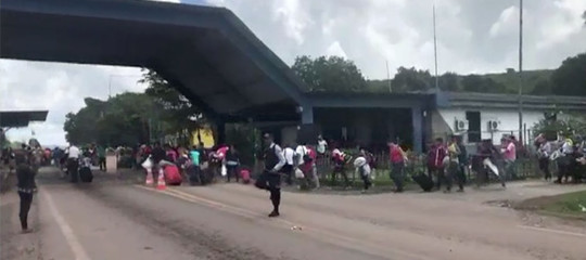 Venezuela: scontri con migranti a confine, Brasile invia esercito