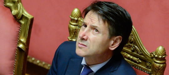 Sale la tensione nel governo. E Salvini deve fare per una volta da paciere