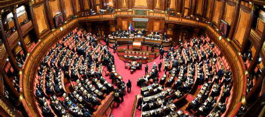 In 100 giorni di governo Conte nessun ricorso alla fiducia, ma poche le leggi approvate