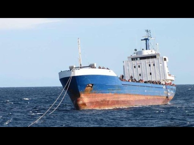 Naufragio nel Canale di Sicilia, 1 8 morti e 76 immigrati in salvo