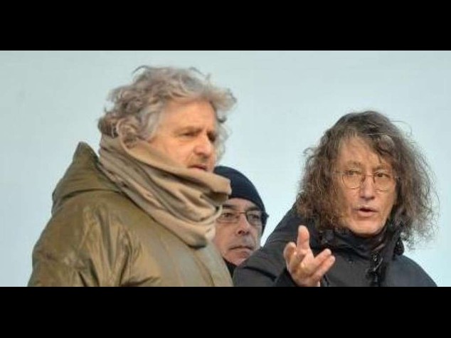 Mafia Capitale: Grillo-Casaleggio, Marino faccia passo indietro