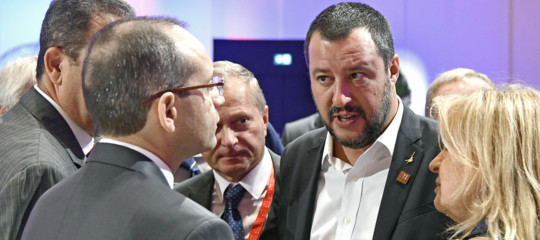 Migranti, Salvini: missioni in Africa con l'Ue, ministro Lussemburgo volgare