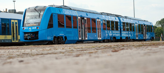 Due treni a idrogeno sono entrati in servizio in Germania, l’economia solare è realtà