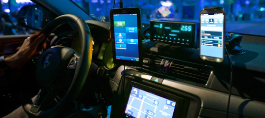 mobilita taxi citta bocconi mytaxi