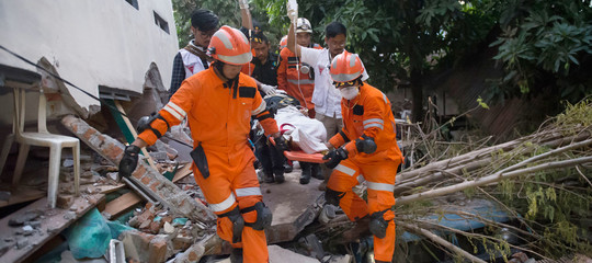 tsunami sisma indonesia vittime