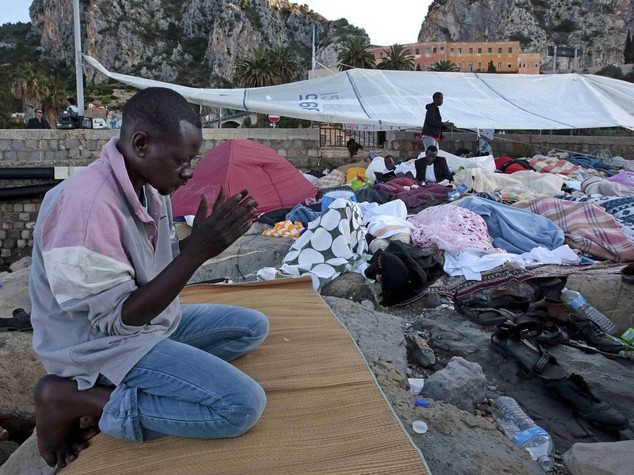Iniziato Ramadan per 400 migranti a Ventimiglia