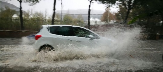 maltempo nubifragio roma sicilia pioggia temporale