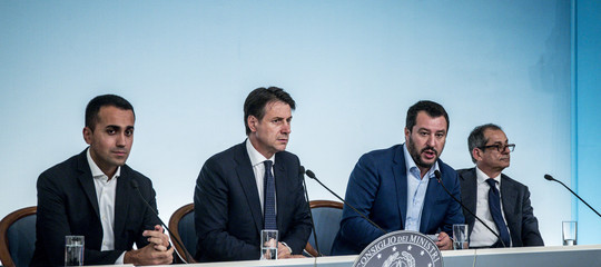Come hanno reagito Bruxelles, i vicepremier e i mercati alla lettera di Tria alla Commissione Ue