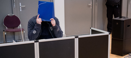 Germania: infermiere killer ammette l'omicidio di 100 pazienti