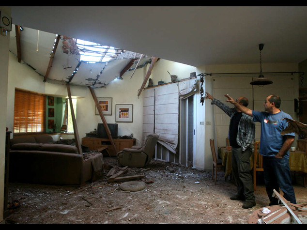 Ucciso 18enne palestinese a Jenin, bombardate postazioni Hamas