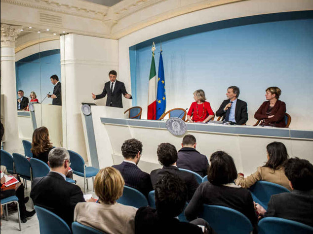 Scuola, al Cdm solo linee guida "Assunzioni precari non slittano"