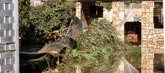 maltempo sicilia casa abusiva